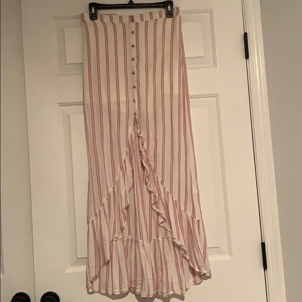 Striped High-Low skirt